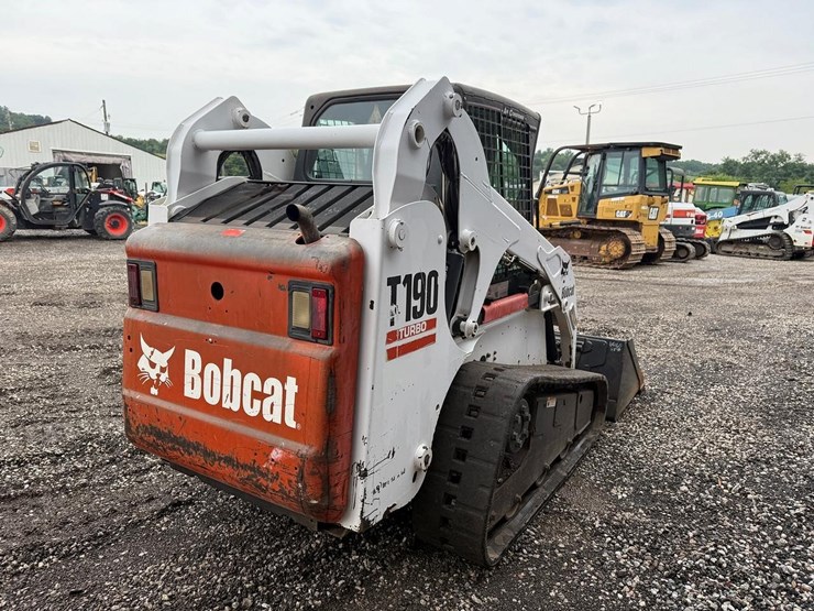 2005-bobcat-t190-image-4