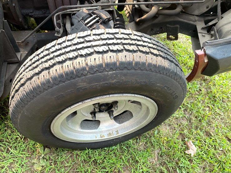#5704-•-1979-triumph-spitfire-(has-wi-title)-image-28