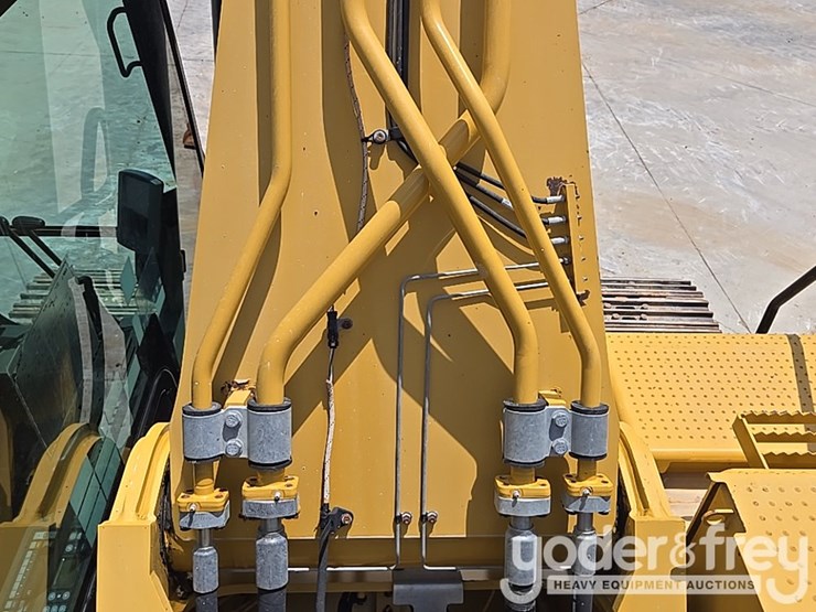 2016-caterpillar-336fl-image-50