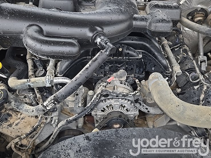 2017-ford-f550-image-26