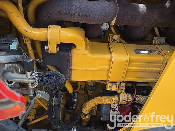 2012-deere-310sk-image-43