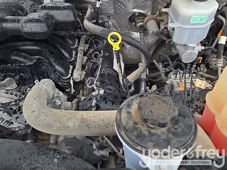 2017-ford-f550-image-30
