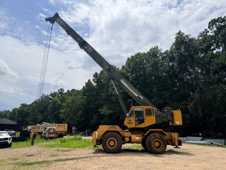 #24150-•-1992-p&h-mobile-35-ton-crane-image-3