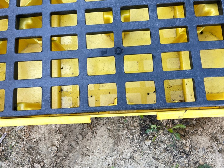 #3590-•-eagle-spill-containment-platform-image-10