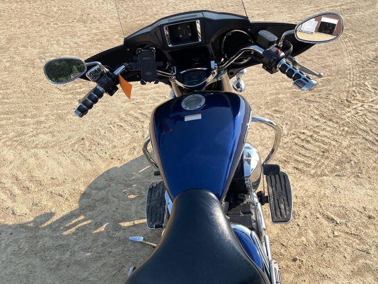 #1216-•-2013-yamaha-v-star-1300cc-motorcycle-(has-wi-title)-image-23