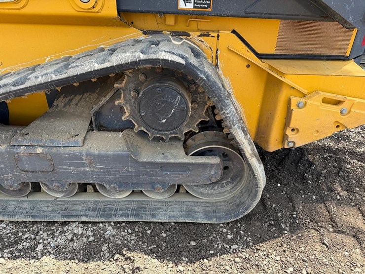 2023-deere-333g-image-19