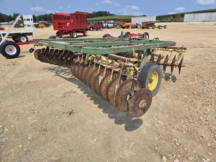 john-deere-14-image-8
