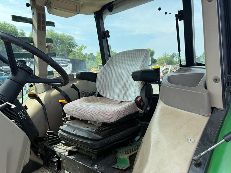 2016-john-deere-5055e-image-21
