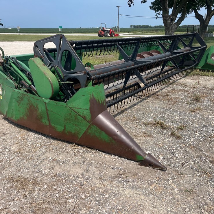 JOHN DEERE 920