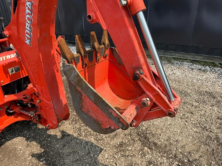 2022-kubota-b26-image-16