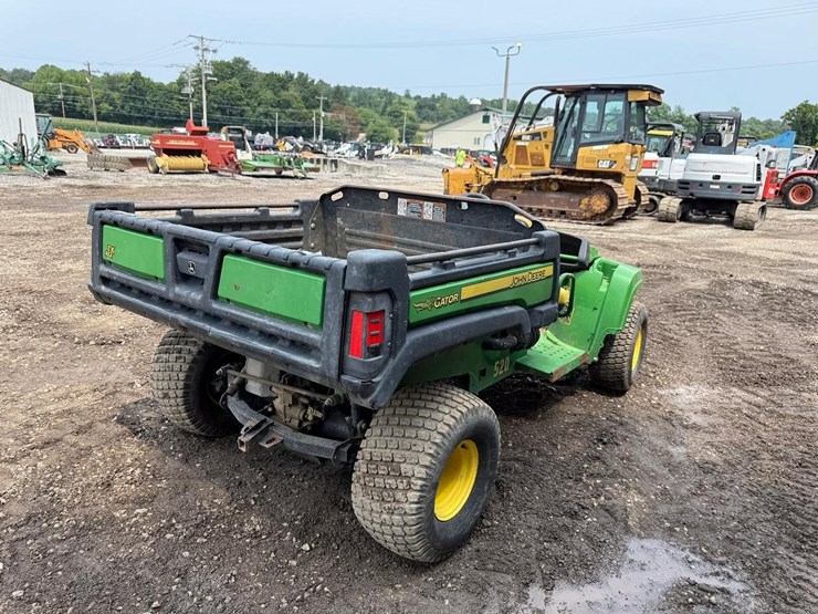 2014-john-deere-gator-tx-image-4