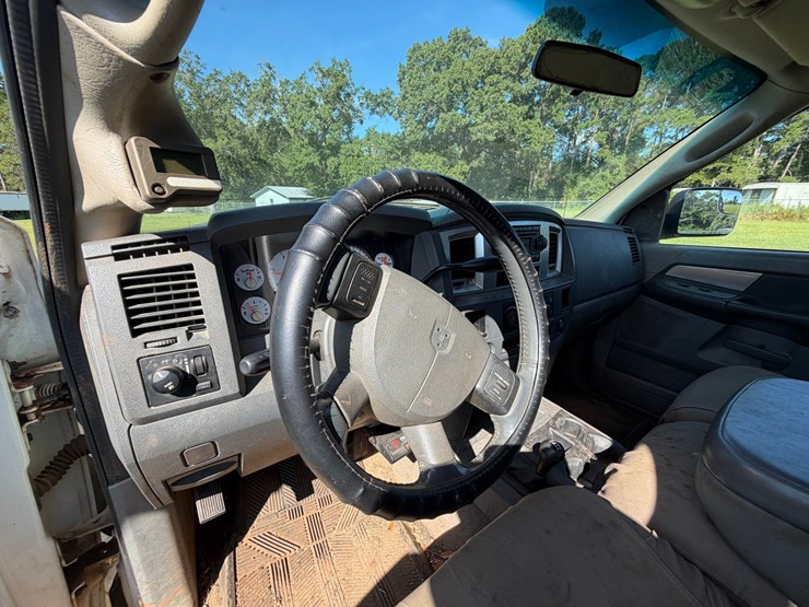 #104-•-2007-dodge-ram-pickup-pickup-truck-image-13