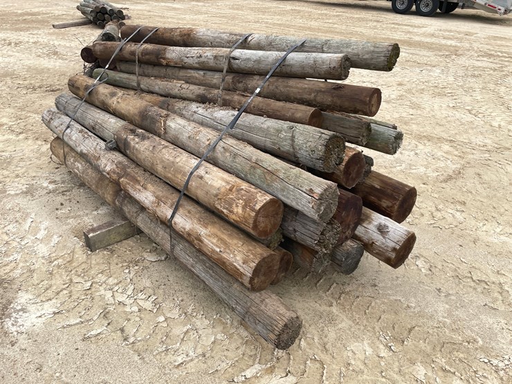 #3614-•-bundle-of-used-round-posts-image-3