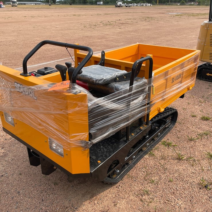 #5625 • SDLOOL J1500 Crawler Dumper With Seat (Mosinee, WI)
