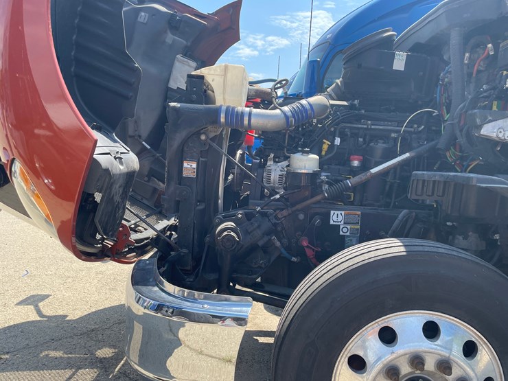 2019-kenworth-t680-image-29