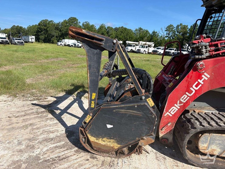 2022-takeuchi-tl12r2-image-18