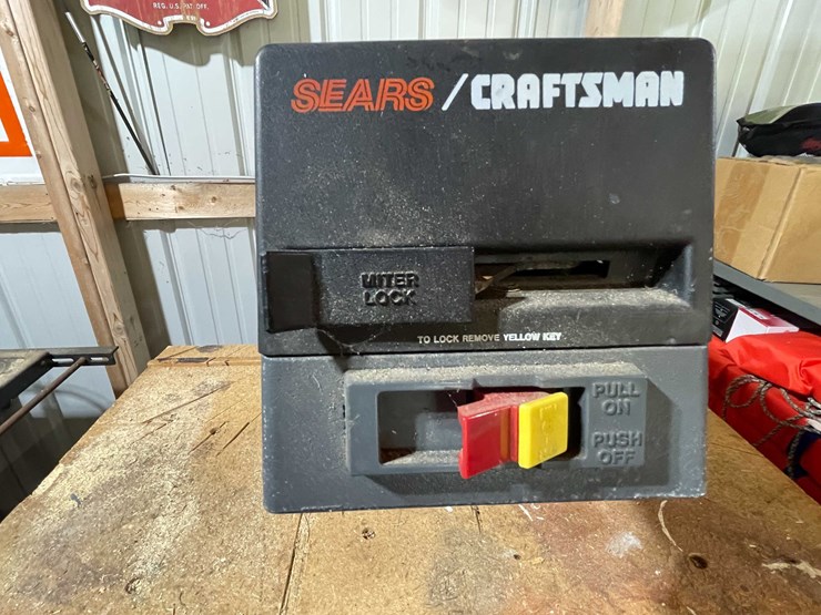 #5738-•-sears-craftsman-10"-radial-saw-image-2
