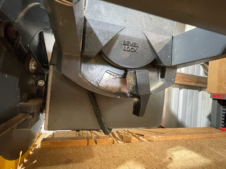 #5738-•-sears-craftsman-10"-radial-saw-image-9