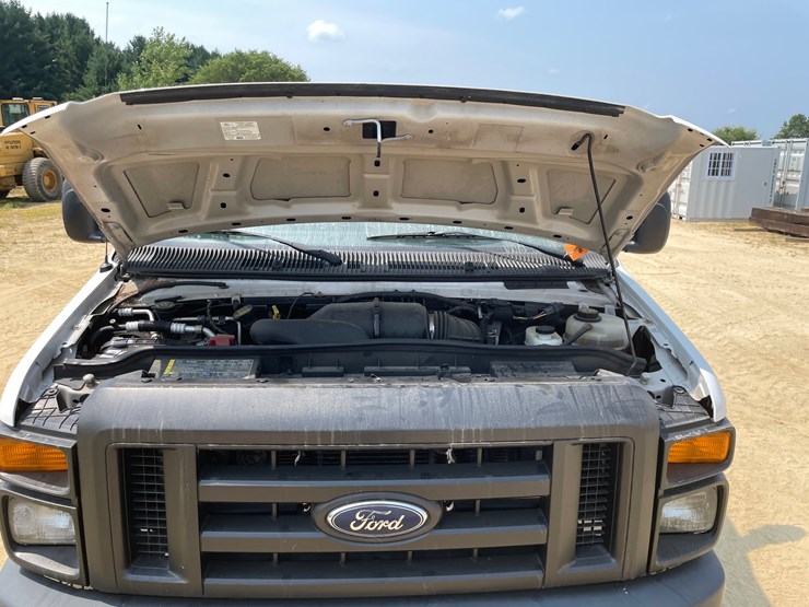 2009-ford-e350-image-87