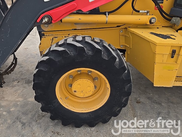 2014-deere-310sk-image-9
