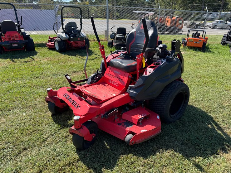 gravely-proturn-660-image-1