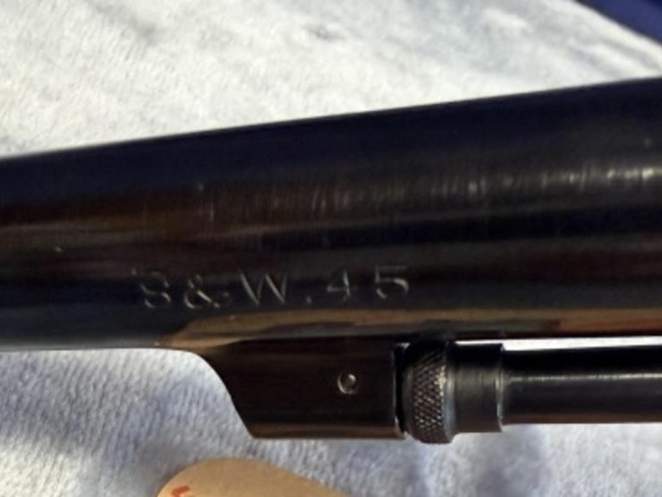 gs---smith-&-wesson-model-1937-revolver-image-3