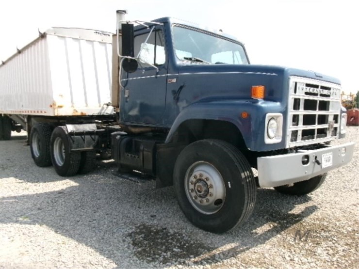 1985-international-s2500-image-4