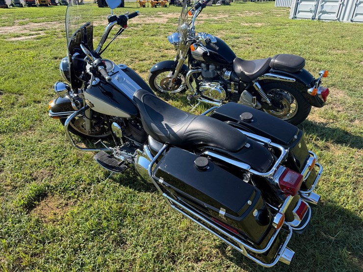 #109-•-1998-harley-davidson-flhpi-motorcycle-image-2