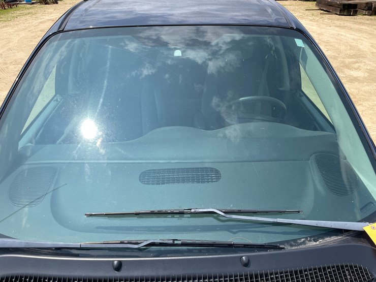 2006-chrysler-town-&-country-image-12