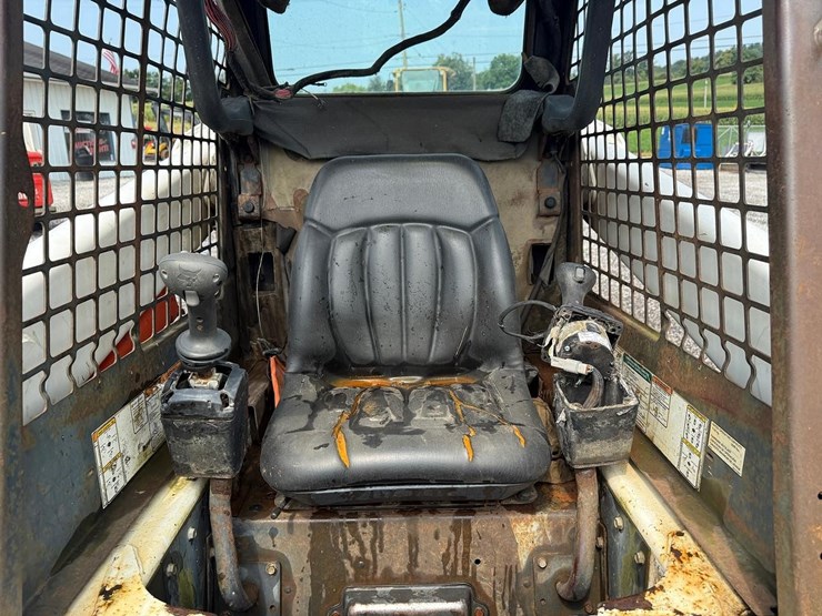 bobcat-t250-image-18