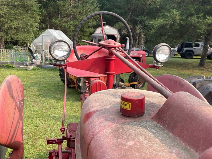 #5700-•-1947-mccormick-farmall-international-harvester-image-27