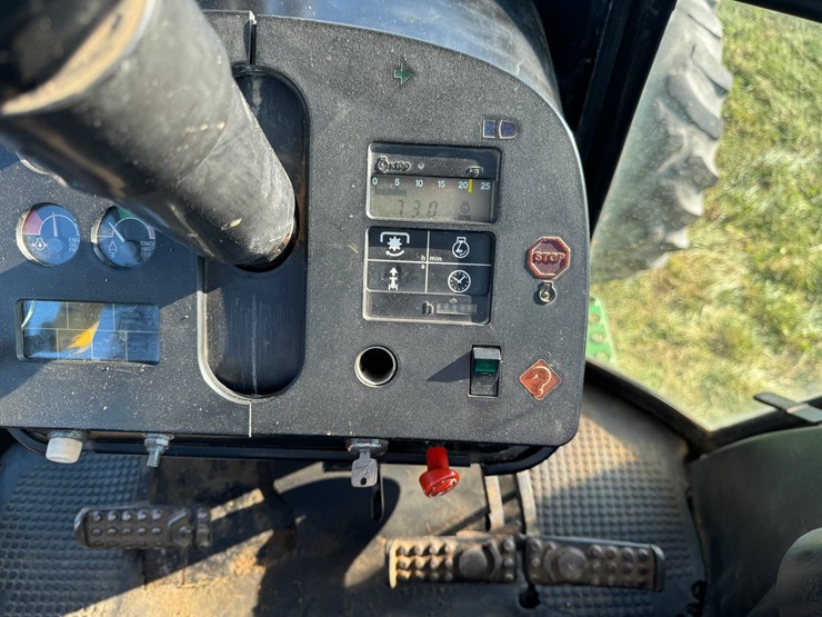 john-deere-4850-image-41