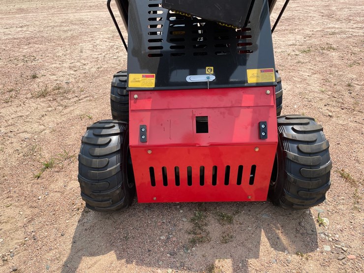 #5596-•-mms-sl-323tz-mini-skid-steer-loader-(mosinee,-wi)-image-8
