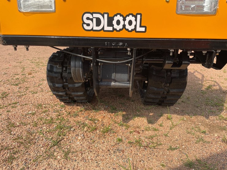 #5626-•-sdlool-j1500-crawler-dumper-with-seat-(mosinee,-wi)-image-17