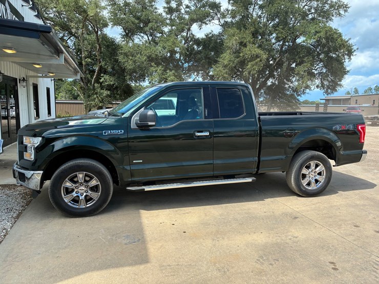 2016-ford-f150-xlt-image-1
