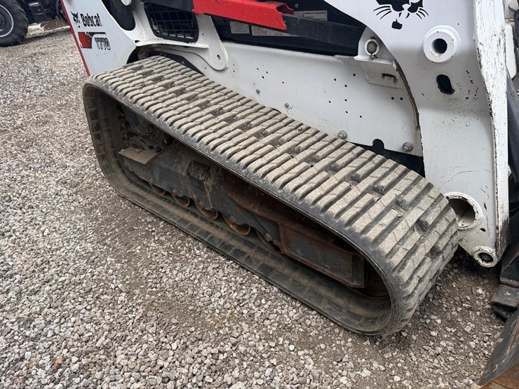 2019-bobcat-t770-image-12