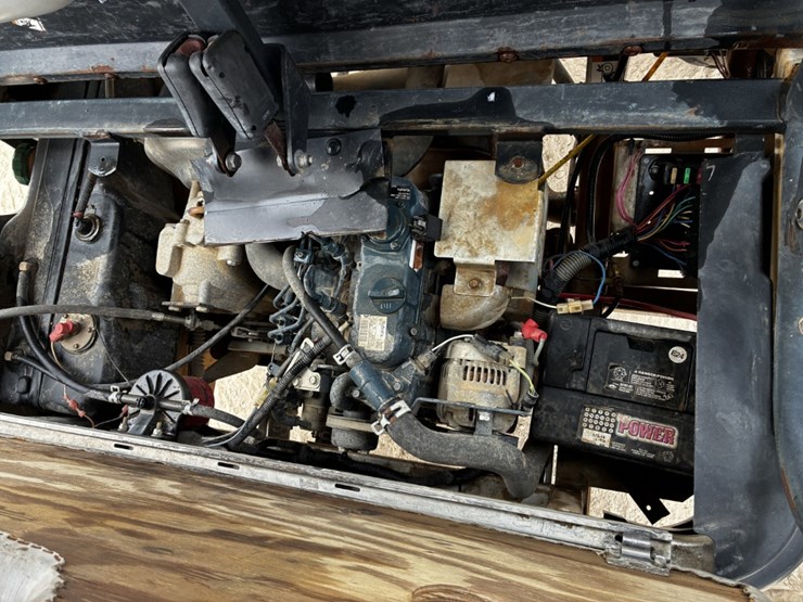 club-car-carryall-1700-image-7