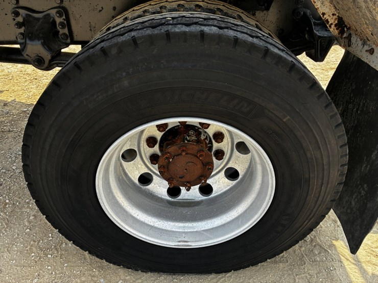 2019-ledwell-tank-image-13