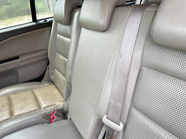 2008-ford-taurus-x-image-46
