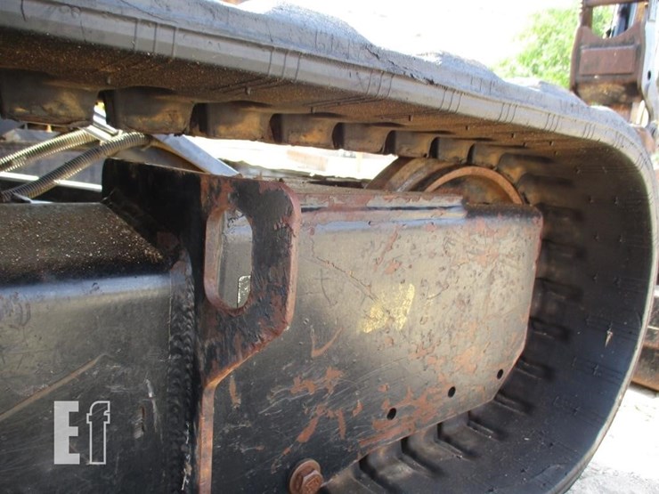 2016-caterpillar-305.5e-image-21