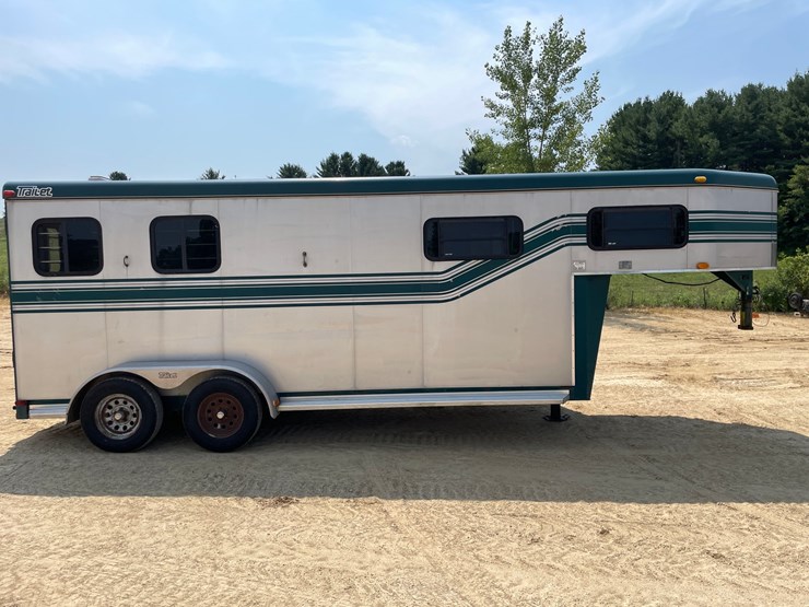 #103-•-1998-trailet-2-horse-trailer-with-overnight-package-(has-wi-title)-image-4
