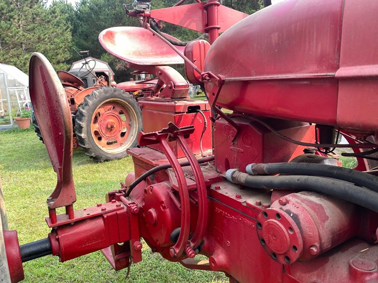 #5700-•-1947-mccormick-farmall-international-harvester-image-15
