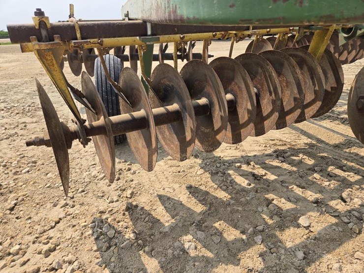 john-deere-14-image-6
