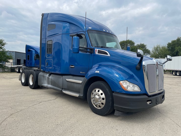 2020-kenworth-t680-image-3
