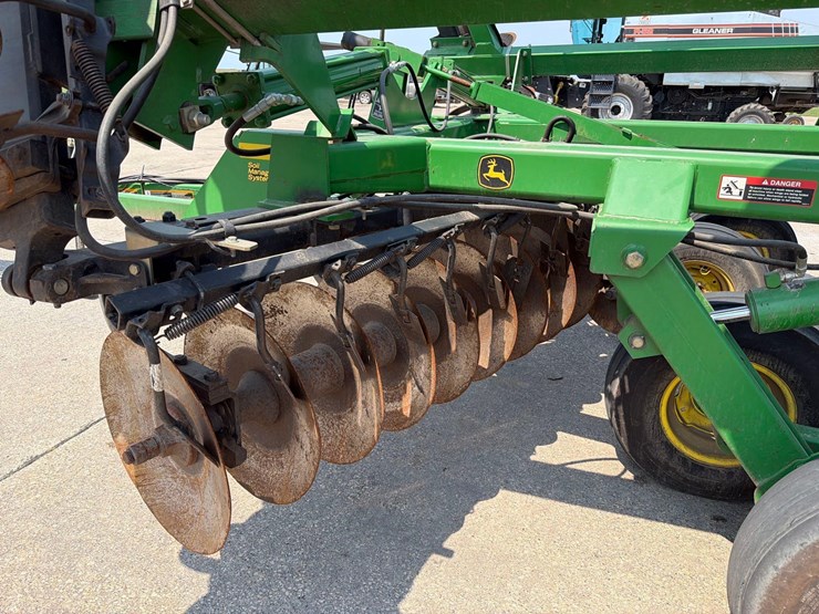 john-deere-637-image-43