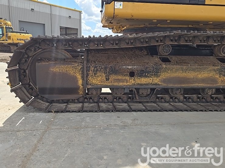 2019-caterpillar-336-image-10