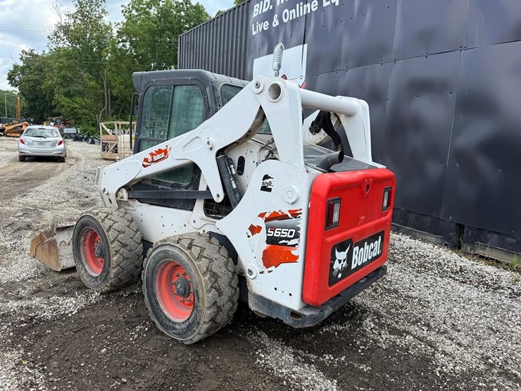 2023-bobcat-s650-image-2
