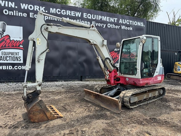 2012-takeuchi-tb250-image-2