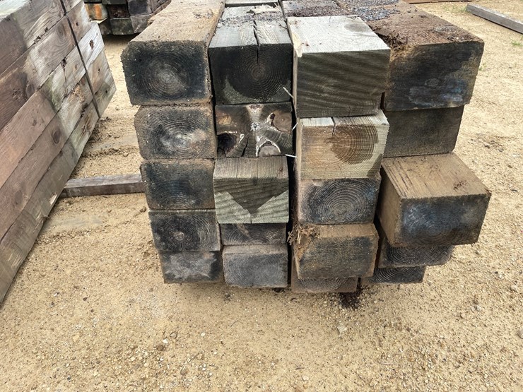 #3629-•-bundle-of-used-guard-rail-posts-image-5