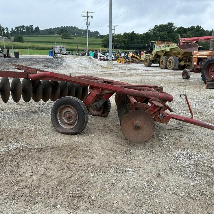 MASSEY-FERGUSON 30